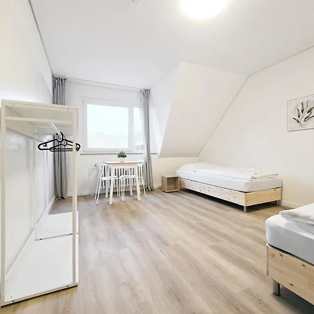 Tolstov Apartments - 3 Schlafzimmer - Kueche - 25 Min Messe Dus Appartement Duisburg