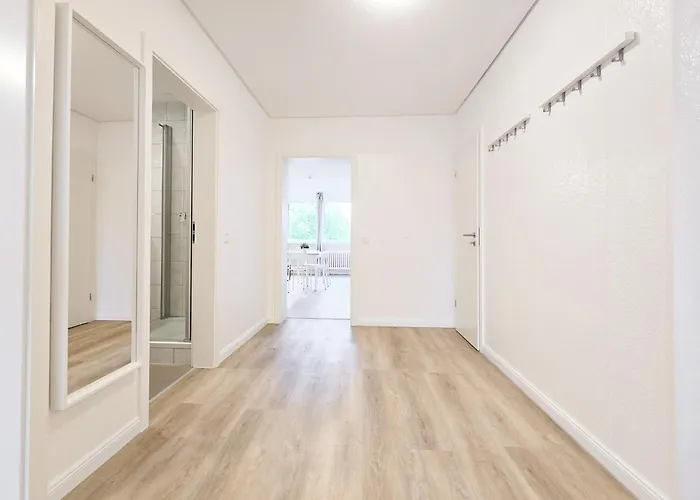 Tolstov - 3 - 25 Min Messe Dus Apartment Duisburg